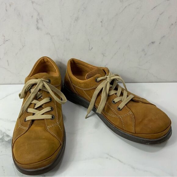 CLARKS Tan leather shoes - Picture 1 of 7